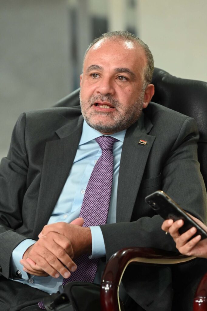 عبد المنعم الحسيني