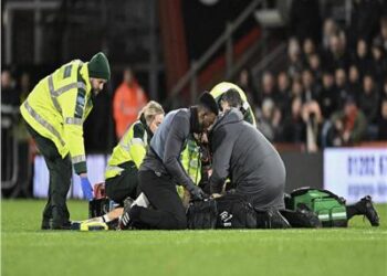 قائد لوتون تاون الإنجليزي يتعرض لازمة قلبية – بيان صحفي