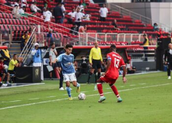 بيراميدز ومودرن فيوتشر