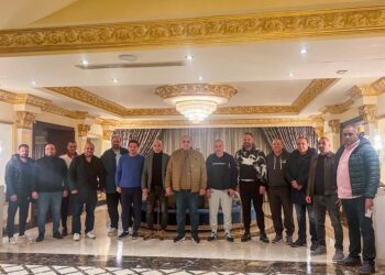 حسام حسن يوقع علي عقود تدريب فيوتشر – صور