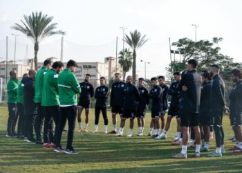 زد ضم مدافع فاركو