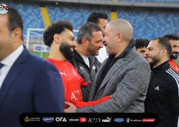 وزير الرياضة و اتحاد الكرة والمتحدة والأبطال الأوليمبيين يدعمون المنتخب قبل السفر لأمم أفريقيا  – صور