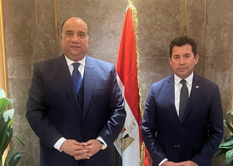 وزير آلشباب مع محمد مصيلحي