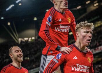 توتنهام يتعادل مع مانشستر يونايتد بـ الدوري الإنجليزي