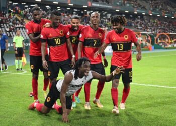 أنجولا تفوز على بوركينا فاسو وتصعد لدور الـ16 في كأس الأمم الإفريقية