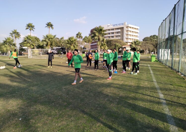 المقاولون يواصل تدريباته بوجود الصفقات الجديدة – صور