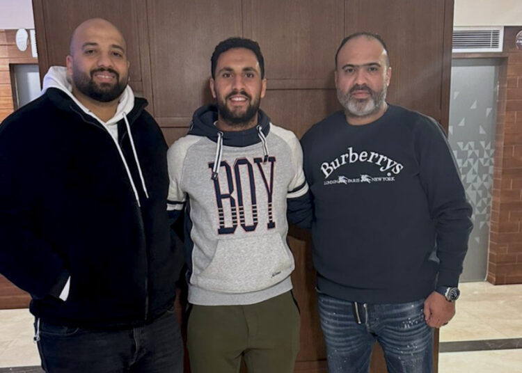 غزل المحلة يضم مهاجم بلدية المحلة