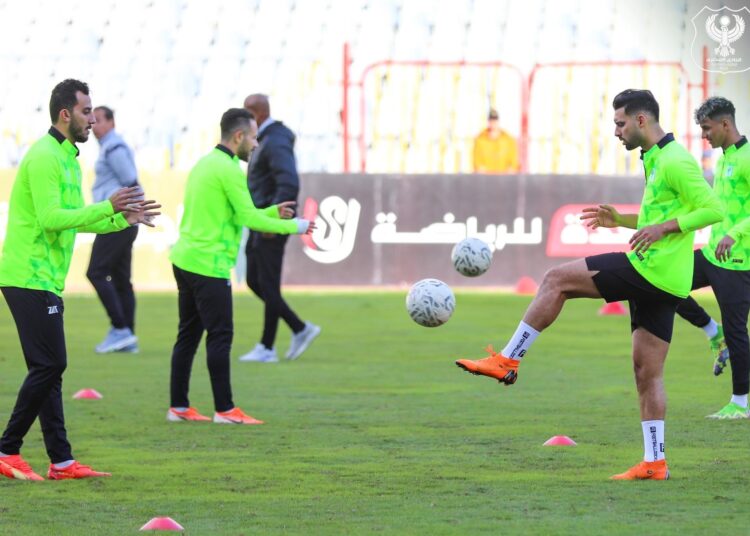 المصري ضم محسن وفيصل وطارق ومعتز