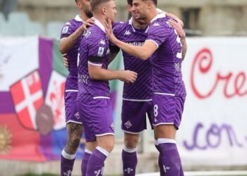 فيورنتينا قطّع فروسينوني في الدوري الإيطالي