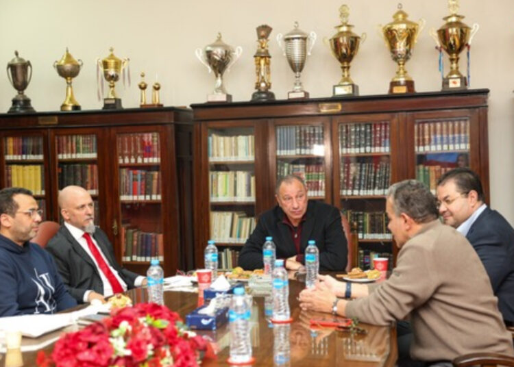 مجلس الأهلي يستعرض زيارة السفير الأرجنتيني