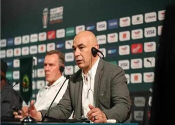 حسام حسن: “كنا منتخب الساجدين بقينا منتخب باصي لصلاح”