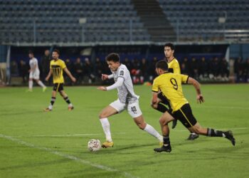 بيراميدز يتقدم علي عثماثون برباعية