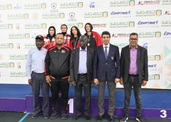 نجوى نوفل وخديجة أبوعلم تحققان ميداليتين جديدتين بسلاح السيف للشابات ببطولة أفريقيا بالقاهرة