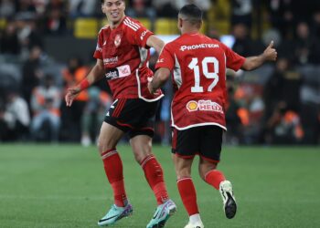 الأهلي يوقع غرامة مالية على “محمود متولي”