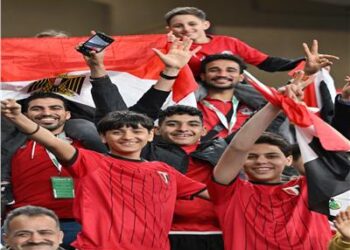 فيفا يتغني بـ جماهير الكرة في مصر