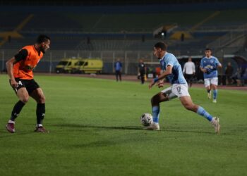 بيراميدز يتعادل مع فاركو ويدخل المربع الذهبي للدوري