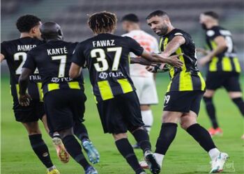 حجازي وبنزيما يقودان اتحاد جدة لتخطي الوحدة والتأهل لنهائي كأس السوبر السعودي