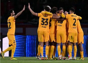 برشلونة يعود بثلاثية في سان جيرمان