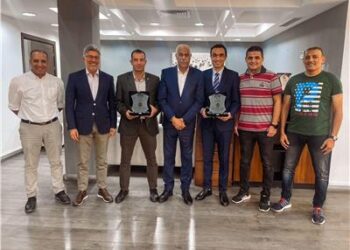 اتحاد الكرة يكرم حسن وسامي