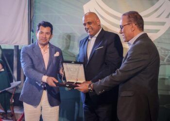 افتتاح سيتي كلوب الشروق بحضور وزير الرياضة ونجوم الكرة