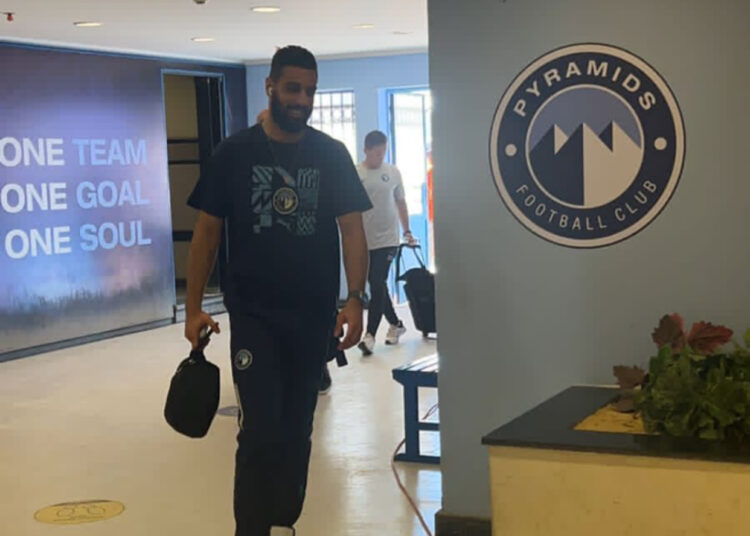 بيراميدز وصل استاد الدفاع لمواجهة المقاولون