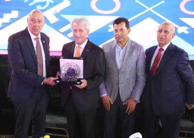 وزير الرياضة: نتائج الخماسي في بطولة العالم للناشئين مطمئنة على المستقبل.. وسندعم العريان في انتخابات الاتحاد الدولي