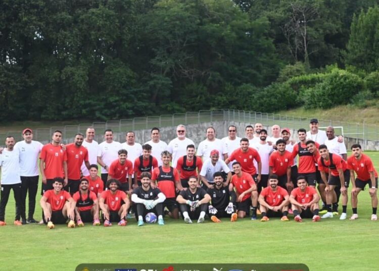 المنتخب الأوليمبي يختتم تدريباته استعدادا لودية أوكرانيا فى معسكر فرنسا – صور