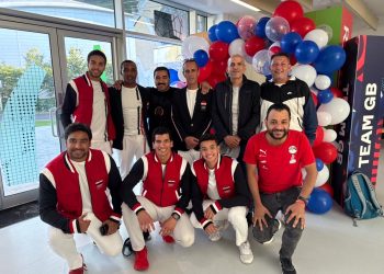 مهند ومعتز نجما الخماسي في لندن قبل التوجه لـ باريس | إشراف “شادي عبد العزيز”