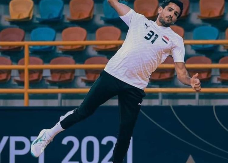 بكار منتخب يد مصر يصل باريس بعد اصابة سيسا