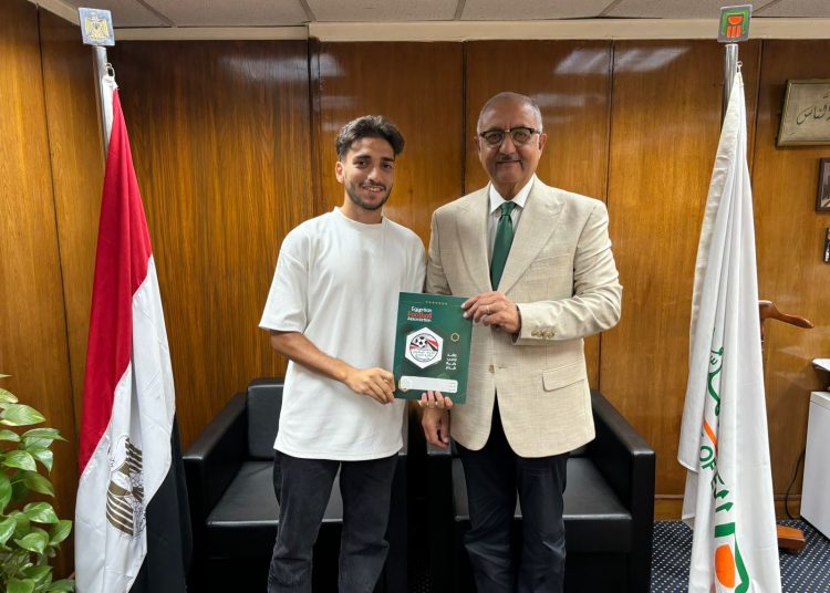 البنك الأهلى يضم مصطفى عبد الرحيم 4 مواسم