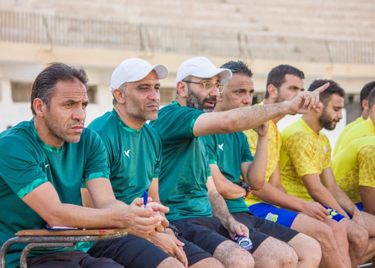 الجهاز الفني لـ فريق طنطا بقيادة محمد حليم