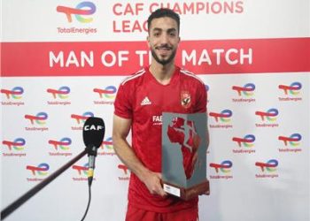 نيس الفرنسي يعلن ضم محمد عبد المنعم رسمياً