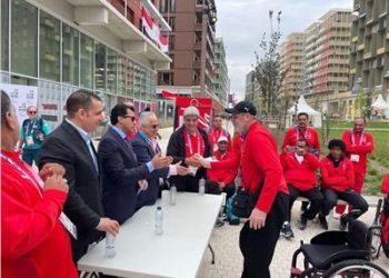 وزير الرياضة يكرّم أبطال البارالمبي بمكافآت فورية