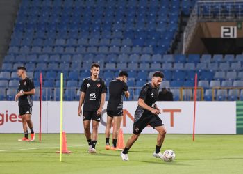 الأهلي ينهي مرانه الختامي استعدادًا لمباراة الزمالك بالسوبر الإفريقي| صور