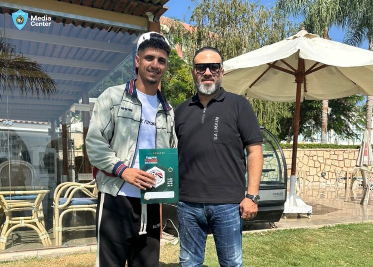 غزل المحلة يضم عبد الرحمن صميده