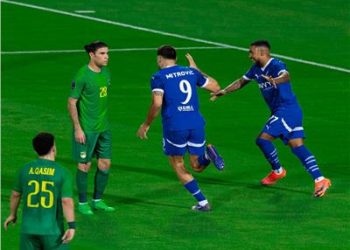 الهلال يتقدم على الشرطة بهدفين في الشوط الأول