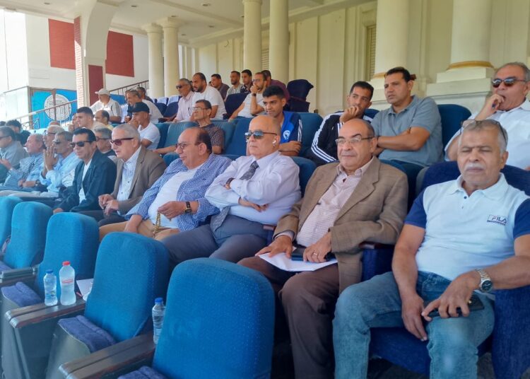 صلاح وعادل وحسام يساندون المقاولون أمام سبورتنج