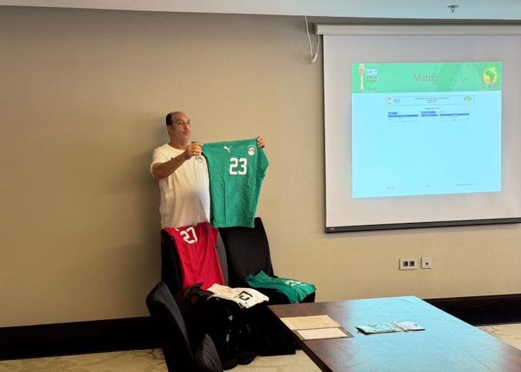 منتخب مصر بالأحمر و موريتانيا بالأخضر في مباراة الغد