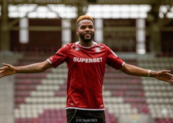 FIFA  ضحك على الزمالك