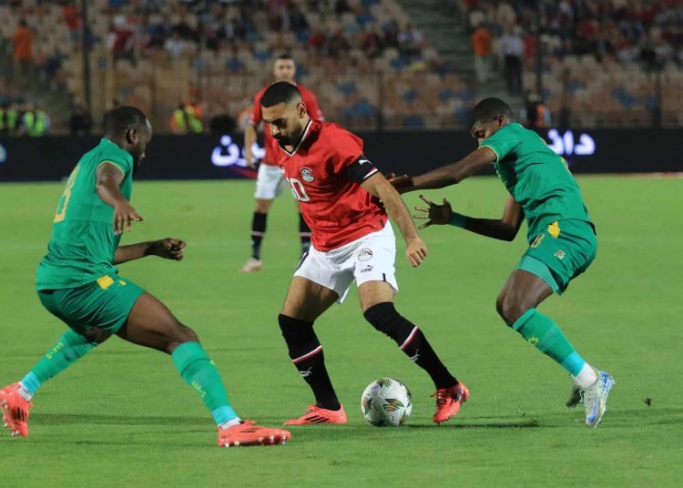 مصر في الأمان بهدفي تريزيجيه وصلاح