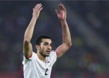 نيس الفرنسي يعلن التمسك بمحمد عبد المنعم