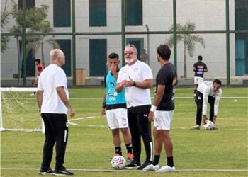 ميكالى يحفز لاعبي منتخب الشباب استعدادا لتصفيات شمال أفريقيا