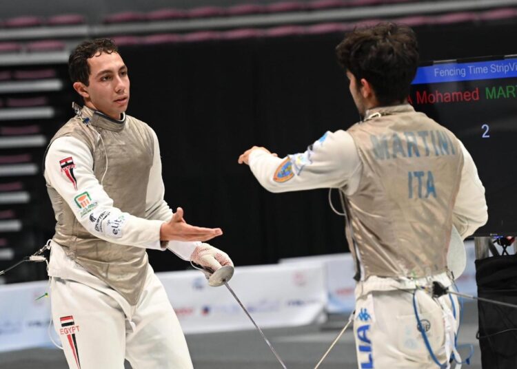 محمد حمزة يفوز ببرونزية كأس العالم لسلاح الشيش بتونس