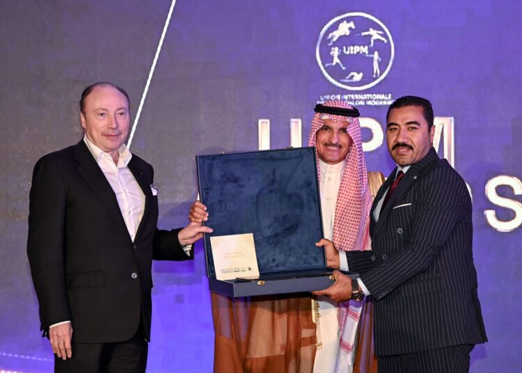 مصر تفوز ب 4 جوائز في احتفالية الاتحاد الدولي للخماسي الحديث والجندي أفضل لاعب في العالم