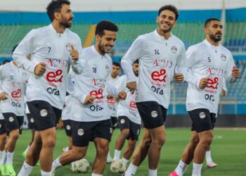 منتخب مصر يخوض أولى تدريباته باستاد الدفاع الجوى ..وتغيير موعد مباراة بتسوانا – صور