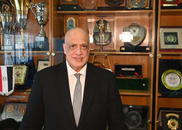 طارق الحسيني: هدفنا الاستمرار في إنجازات السلاح المصري ببطولات العالم والأولمبياد