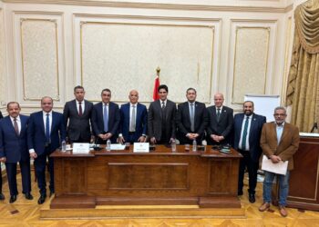 القماطي يحدد 5 تحديات تواجه اتحاد التجديف في جلسة الشباب والرياضة بالشيوخ