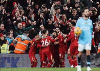 ليفربول يهزم مانشستر سيتي بتوقيع محمد صلاح