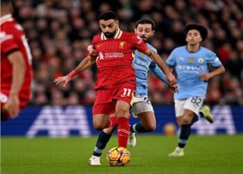 شاهد مشادة جديدة بين محمد صلاح وبرناردو سيفا