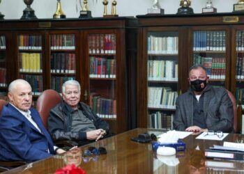 الخطيب يستقبل أبوريدة داخل النادي الأهلي